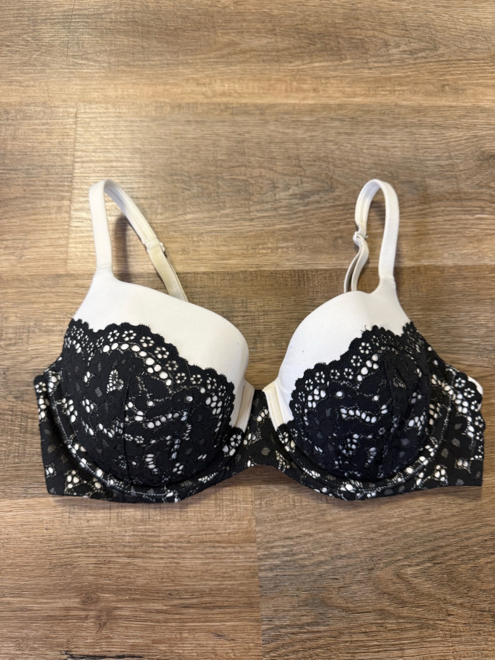 Victoria Secret Lace Bra